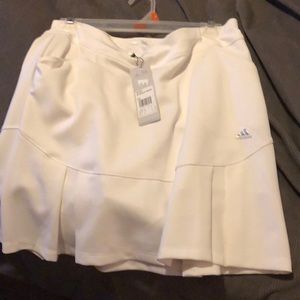 Adidas Golding skort. BRAND NEW